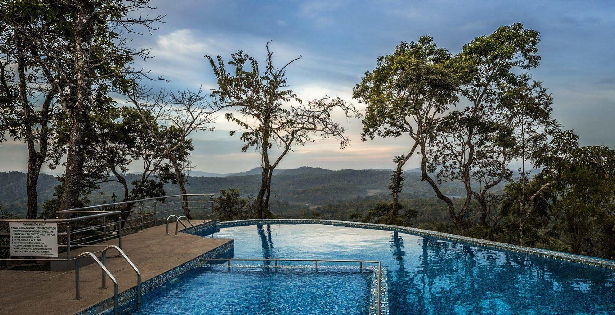Porcupine Castle Hotel Polibetta Luaran gambar